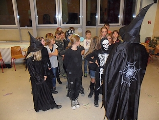 Halloween-Party_klasse 5b_053