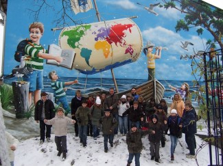 Übergabe Wandbild 030